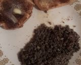 A picture of step 3 of Ring Liver Sausage with Eggs and Toast.