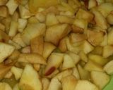 A picture of step 1 of Apple crumble.