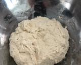 Foto del paso 4 de la receta: Focaccia de olivas negras y romero