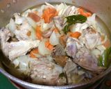 Foto del paso 1 de la receta Pollo guisado en crudo en su jugo