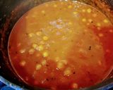 A picture of step 5 of Chana Masala.