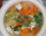 Foto langkah ke 4 dari resep Sayur sop sederhana.