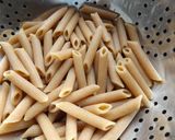 Foto del paso 2 de la receta: Pasta integral con champiñones y pollo