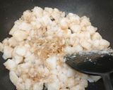 A picture of step 8 of Singapore fried carrot cake.
