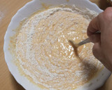 Foto del paso 9 de la receta: Bizcocho de manzana y uvas pasas
