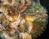 Foto langkah ke 2 dari resep Udang goreng cabe garam.