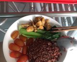 Hình bước làm 4 của món Cơm gạo lứt + ức gà áp chảo “ Eat Clean”