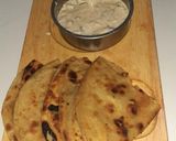 A picture of step 6 of Aloo parathy.