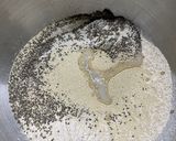 Foto del paso 2 de la receta: Pan de molde integral con semillas 🍞sin amasar
