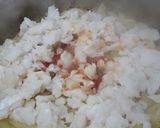 Foto del paso 2 de la receta Arroz meloso con bacalao y cebolla