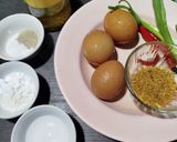 Foto langkah ke 1 dari resep Telur Dadar Serundeng.