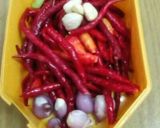 Foto langkah ke 2 dari resep Ikan asin(kakap) sambel balado.