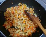 Foto langkah ke 4 dari resep Pastel (kulit: resep NCC, isi: by Moumou).