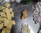A picture of step 1 of Bhindi Aloo - special side dish for Chapati.