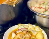 Foto langkah ke 7 dari resep Lontong Sayur.