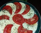 Pas rețetă Salată Caprese 2 fotografie