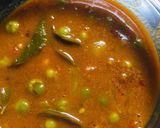 A picture of step 3 of Traditional turkey berry curry.