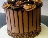 A picture of step 13 of Chocolate Cake With Butter Cream.