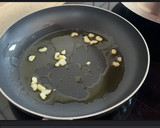 Foto del paso 2 de la receta: Judías verdes con setas y langostinos