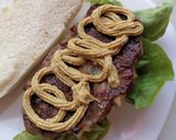 Tarjás - hagymás - mustáros hot - dog 🌭🥩🧅 recept fázis 4 fotója