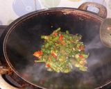 Foto langkah ke 5 dari resep Tumis genjer.
