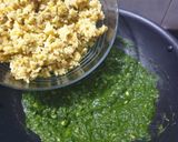 A picture of step 4 of Lasuni Palak Khichadi.