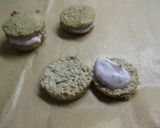 Foto del paso 7 de la receta Bizcochitos de melocotón con crema de yogurt (dietéticos)