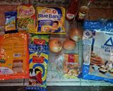 Foto langkah ke 1 dari resep Pizza Teflon Topping Sosis & Baso Goreng.