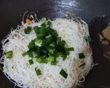 Foto langkah ke 3 dari resep Bihun Goreng.