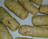 Foto langkah ke 5 dari resep Kue bawang 😘.