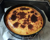 Foto del paso 5 de la receta: Tarta a los 3 quesos ¡¡SUPERCREMOSA!!