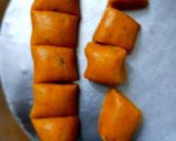 A picture of step 5 of Masala saunf puri.