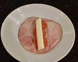 A picture of step 4 of Ham / Pepperoni and Cheese Stick Melts.