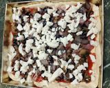 Foto del passaggio 11 della ricetta Pizza capricciosa (a modo mio)