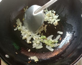 Foto langkah ke 2 dari resep Jamur Enoki Pedas Simpel Tanpa Saus Gogunjang.