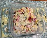 Une image de l'étape 12 de Salade de concombre et tomates à l’ananas, crème et oignon doux.