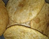A picture of step 3 of Urad Dal Kachori.