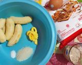 Foto langkah ke 1 dari resep Donat pisang raja.