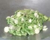 Foto langkah ke 2 dari resep Tumis kacang panjang.