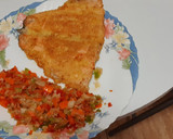 Foto del paso 4 de la receta: Trucha rebozada con picadillo de verduras crudas