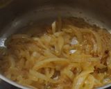 Une image de l'étape 1 de Soupe de fanes de radis.