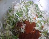 व्हेज हक्का नूडल्स (veg hakka noodles recipe in marathi) रेसिपी स्टेप 3 फोटो 