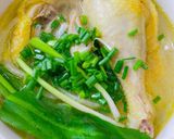 Hình bước làm 4 của món Phở gà đùi