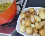 Foto del paso 9 de la receta Patatas nuevas al tomillo y limón