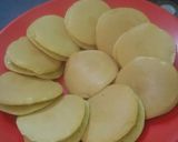Foto langkah ke 5 dari resep Pancake Enak.