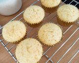 Foto langkah ke 3 dari resep GBAC #3. Vanilla Cupcake (Moist, metode semi-muffin).