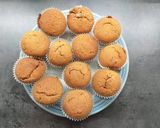 Almás-diós muffin lekvárral recept fázis 5 fotója