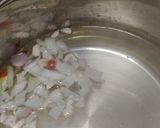 Foto langkah ke 1 dari resep Sayur bening gambas sosis.