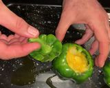 Foto del paso 7 de la receta: Pimientos rellenos de tortilla de patatas