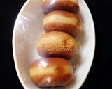 A picture of step 3 of Ring doughnut.